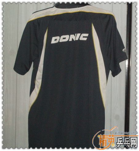 �����˶�װ��������ż���һ�׽�200Ԫ������