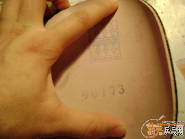 �����ѳ�һ���ϰ�����ʩ̼ ���ֺ�ɫʡ�� ���ֺ�ɫ��� ����������ˣ�450����