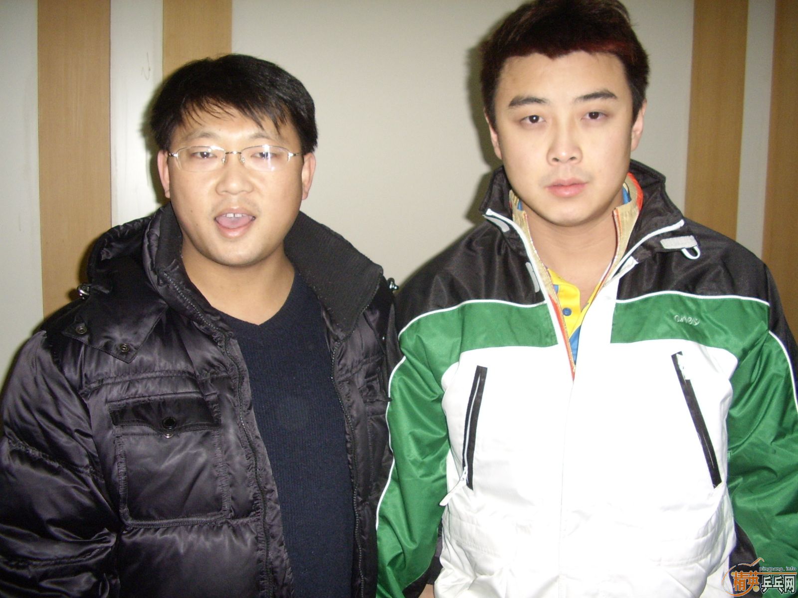 뿴ˣƹ߽У԰ǣ