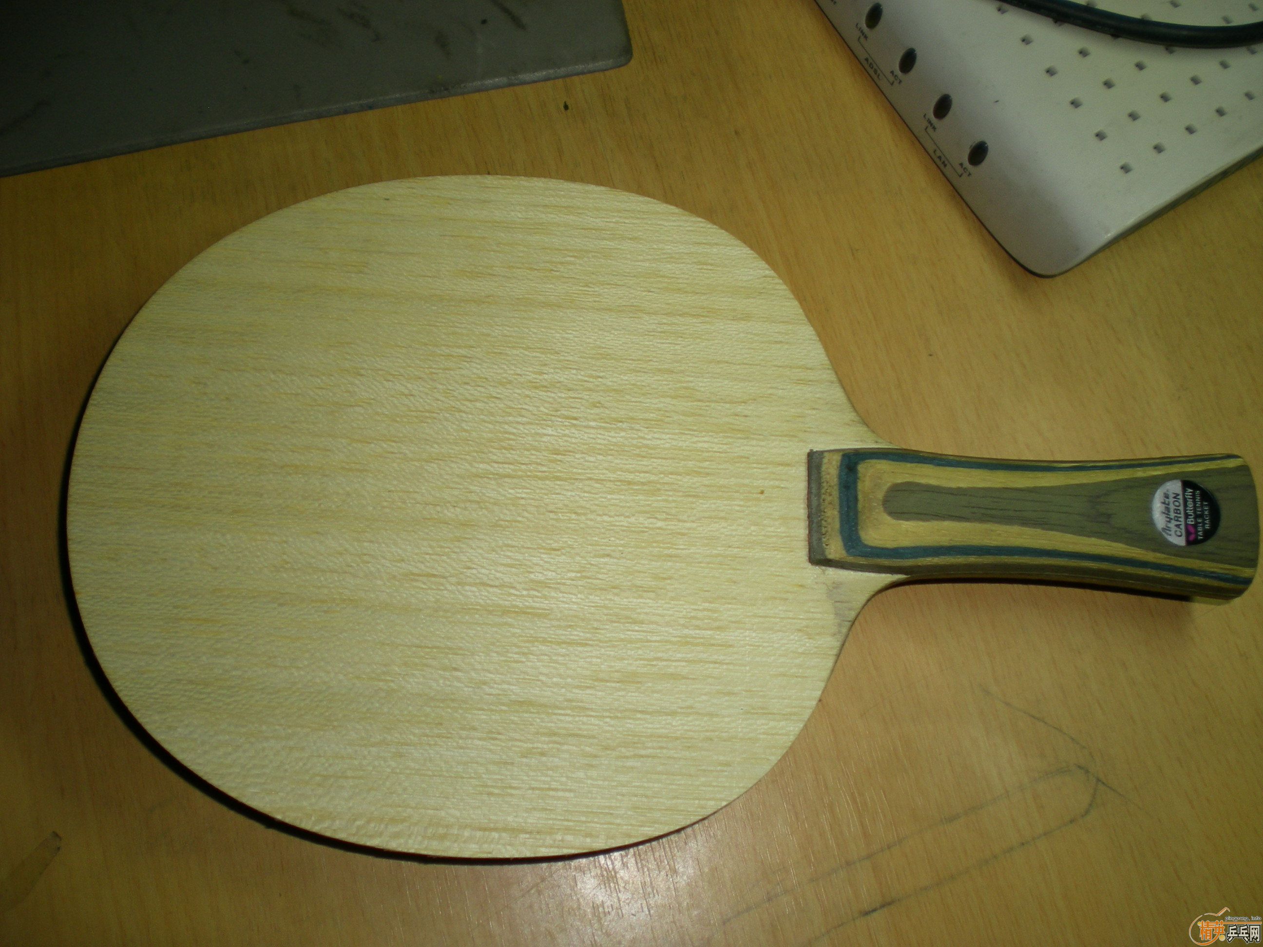 VISCARIA FLά˹�����Ǻ��ĺ��������壬��ľ�壬Nittaku��Stiga,donic��yasaka�ʺϻ�Ȧ�칥���͵װ壬�о��۸���ð��಻��Կɸ�����