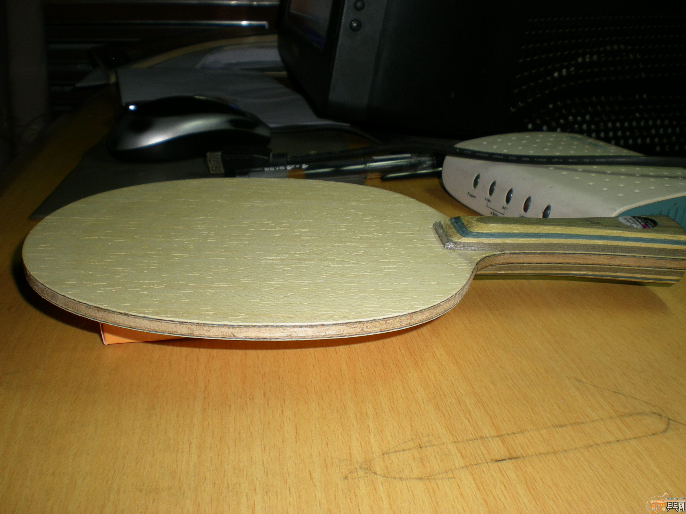 VISCARIA FLά˹�����Ǻ��ĺ��������壬��ľ�壬Nittaku��Stiga,donic��yasaka�ʺϻ�Ȧ�칥���͵װ壬�о��۸���ð��಻��Կɸ�����