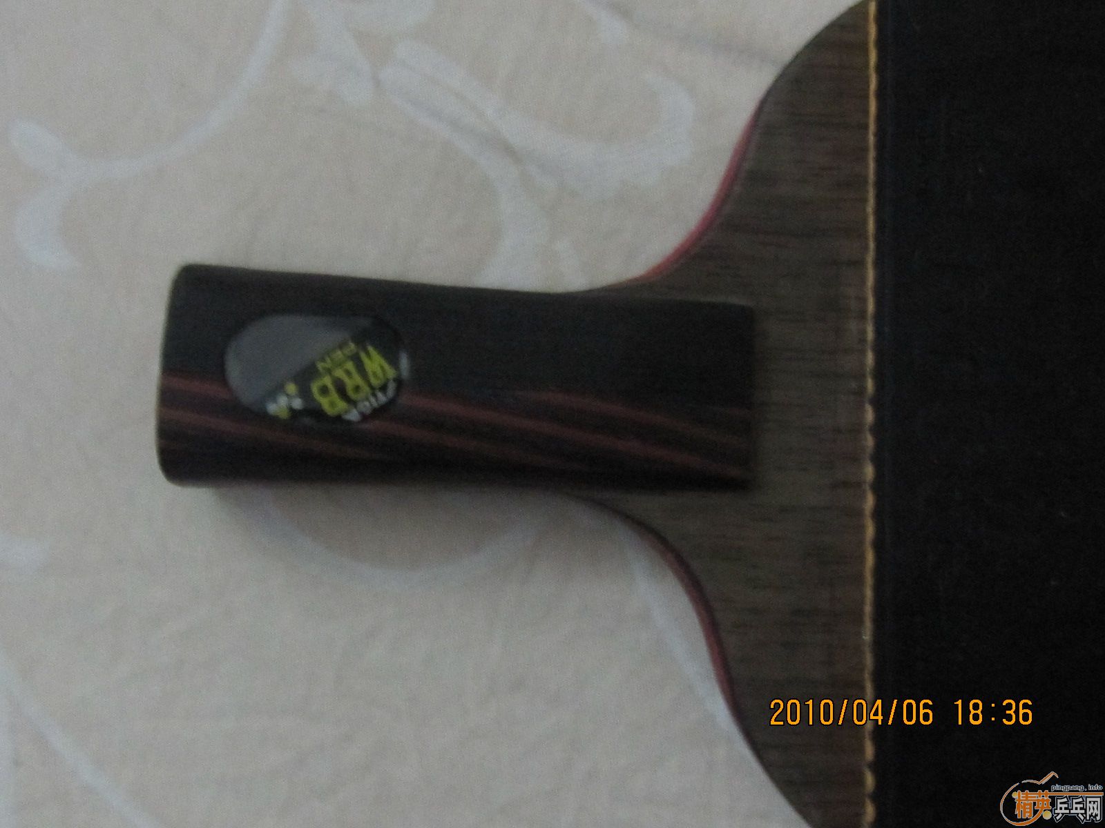 �� ����WRB��Ŭ���ˣ��뻻��ɫ��һ����հ���̼��YEO