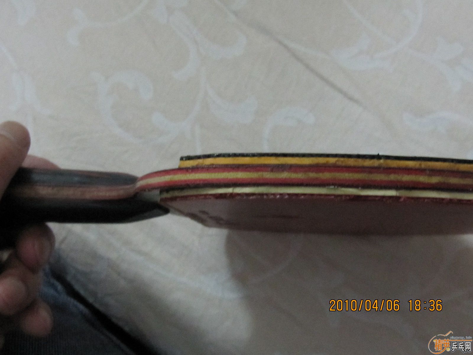 �� ����WRB��Ŭ���ˣ��뻻��ɫ��һ����հ���̼��YEO