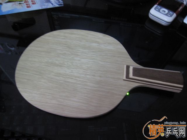 �Ʊ������ۣ��ϸ��ղ������£�����