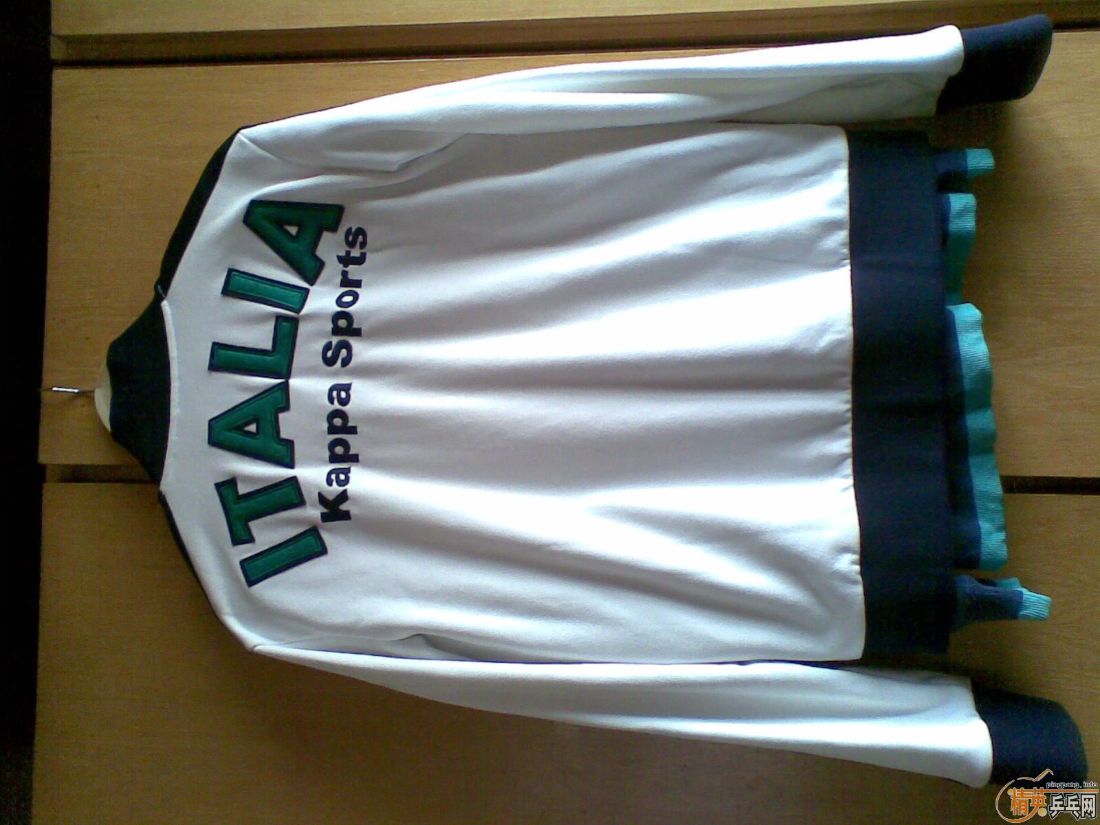 ��һ���ˣ��УУ����˶��£�������Ԫ���ɻ�ͬ��λ�װ壩