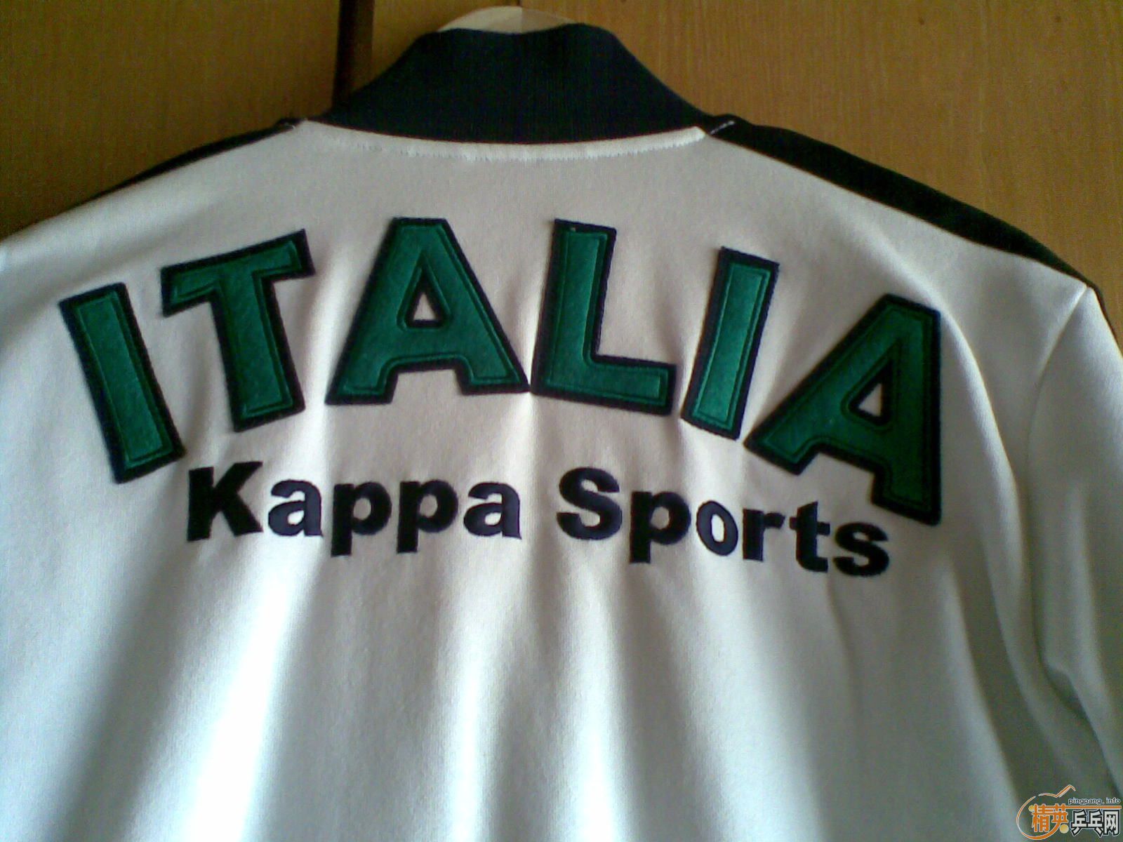 ��һ���ˣ��УУ����˶��£�������Ԫ���ɻ�ͬ��λ�װ壩