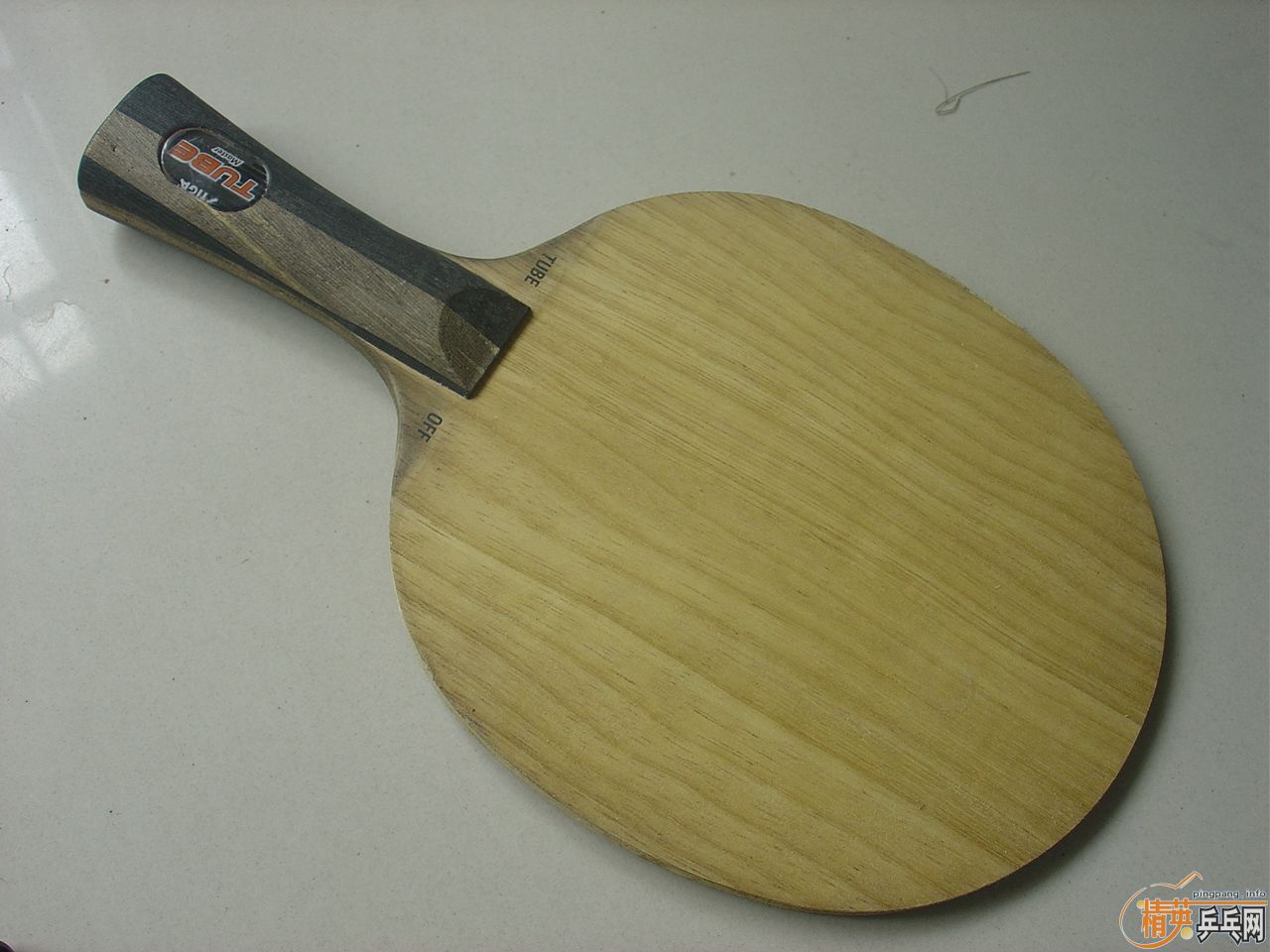 �����TL�����ˣ�200���ʡ��л���������TO����С�ˣ�220����,���Ա�