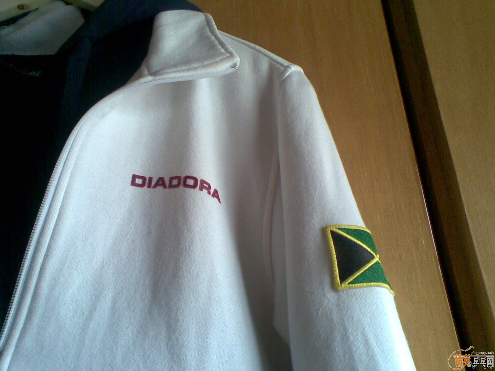 �ͼ۳����������˶���.