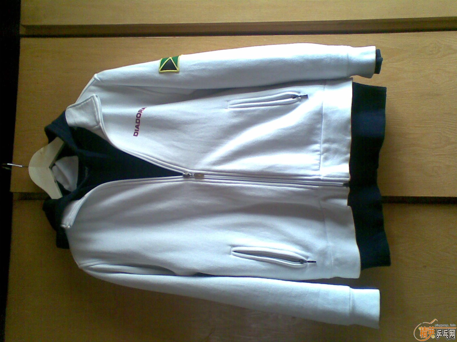 �ͼ۳����������˶���.