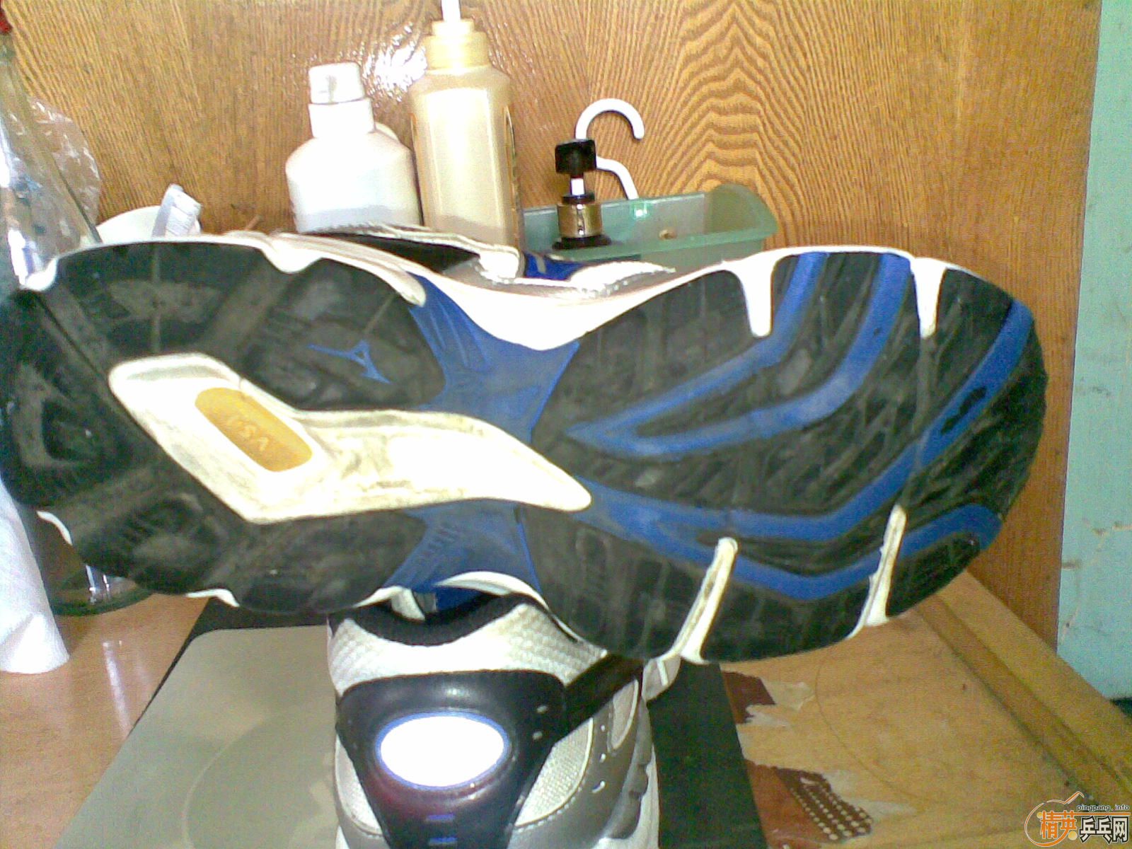 ��һ���Ϳ˵�����Ь,(ԭ��800��,500Ԫ��)��ST������.