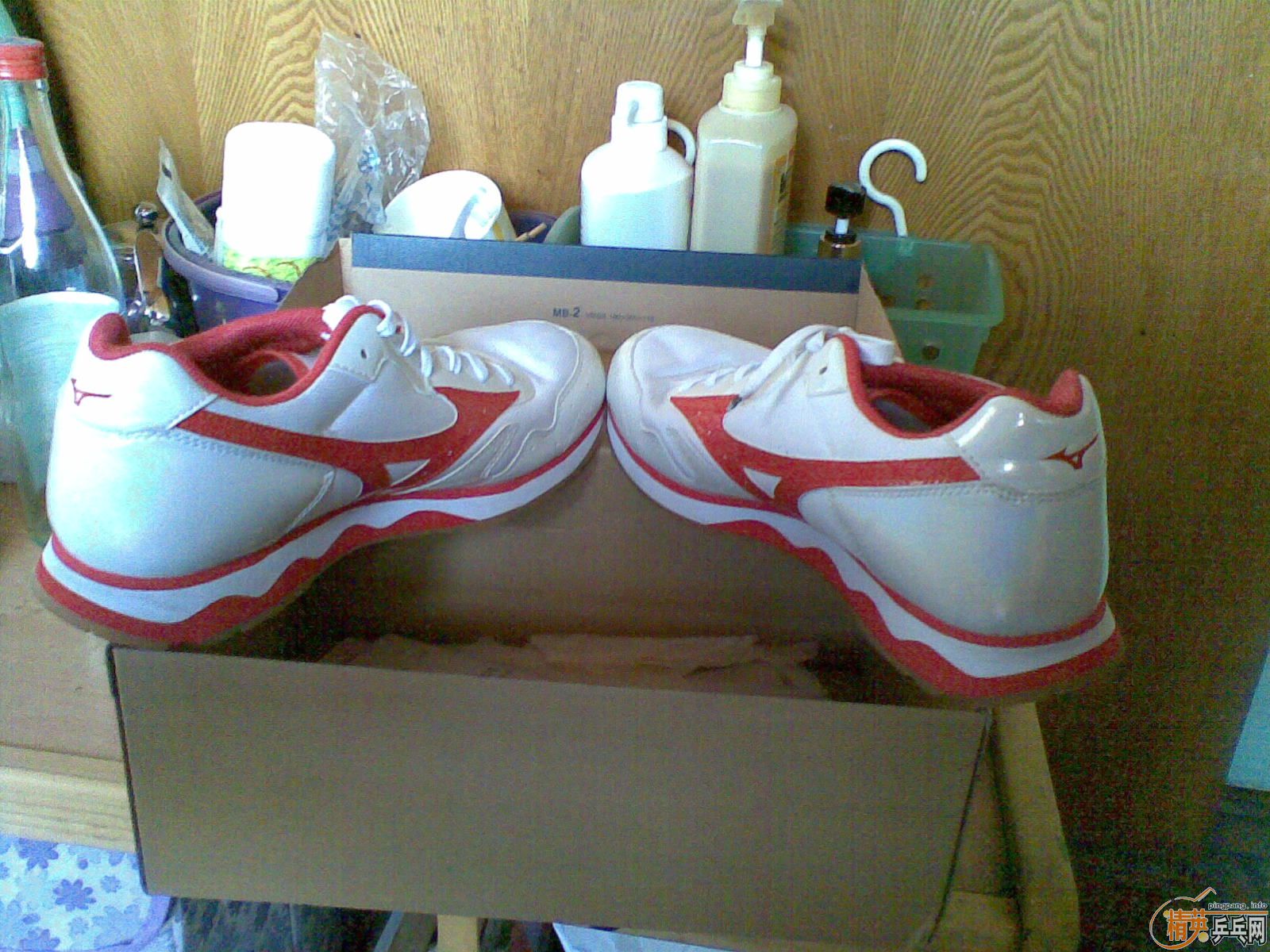 ��һ���Ϳ˵�����Ь,(ԭ��800��,500Ԫ��)��ST������.