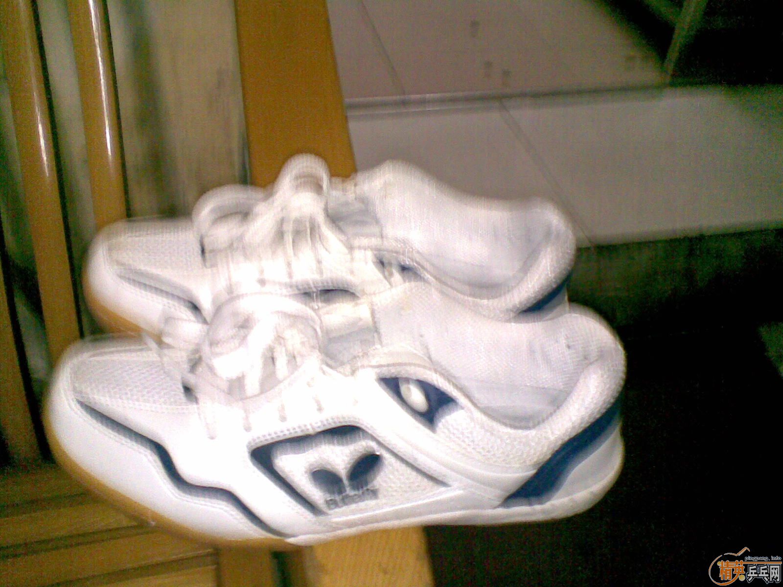 ��һ���Ϳ˵�����Ь,(ԭ��800��,500Ԫ��)��ST������.