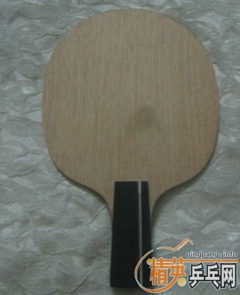 ����ը��BOMB 8��רҵƹ�ҵװ� �����³ʿELBRUS��һ��ר���װ廻��