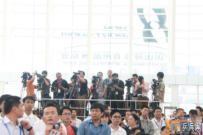 ���ͣ�2010�岩��ƹ�ҳ���ȫ��ͼƬ������