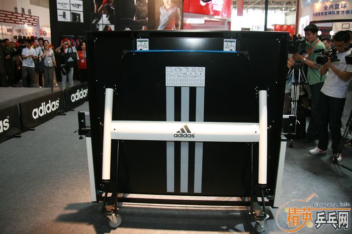 ���ͣ�2010�岩��ƹ�ҳ���ȫ��ͼƬ������