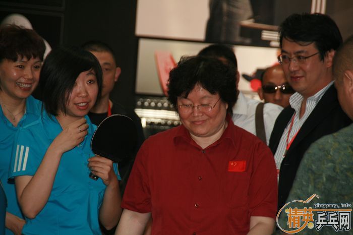 ���ͣ�2010�岩��ƹ�ҳ���ȫ��ͼƬ������