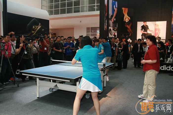 ���ͣ�2010�岩��ƹ�ҳ���ȫ��ͼƬ������