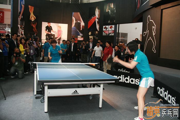 ���ͣ�2010�岩��ƹ�ҳ���ȫ��ͼƬ������