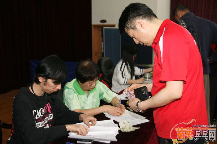 [��ͼ]��Ӣ���ӱ������Ѿ��ֲ�2010��Ӣ-��ׯ�����ӱ�����һƹ���򹫿���(5��3��)���ʵ���ܵ�242�ڡ�