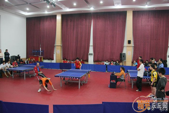 [��ͼ]��Ӣ���ӱ������Ѿ��ֲ�2010��Ӣ-��ׯ�����ӱ�����һƹ���򹫿���(5��3��)���ʵ���ܵ�242�ڡ�