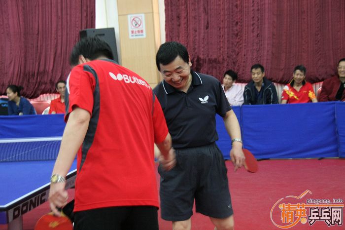 [��ͼ]��Ӣ���ӱ������Ѿ��ֲ�2010��Ӣ-��ׯ�����ӱ�����һƹ���򹫿���(5��3��)���ʵ���ܵ�242�ڡ�