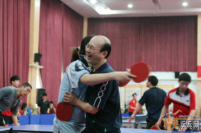 [��ͼ]��Ӣ���ӱ������Ѿ��ֲ�2010��Ӣ-��ׯ�����ӱ�����һƹ���򹫿���(5��3��)���ʵ���ܵ�242�ڡ�