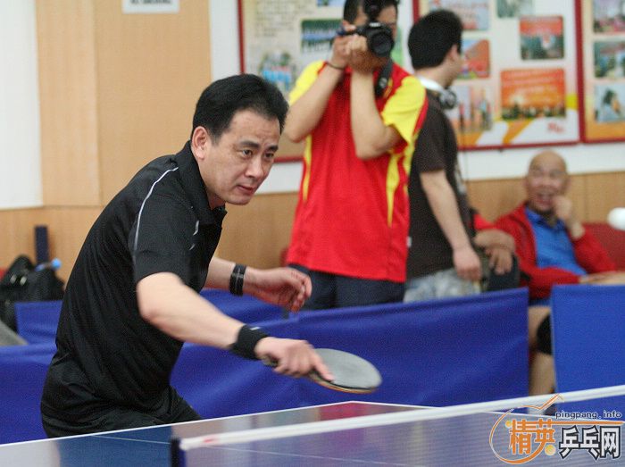 [��ͼ]��Ӣ���ӱ������Ѿ��ֲ�2010��Ӣ-��ׯ�����ӱ�����һƹ���򹫿���(5��3��)���ʵ���ܵ�242�ڡ�