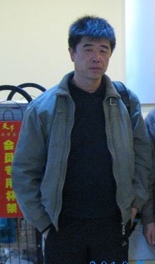 QbzzX2i4.jpg