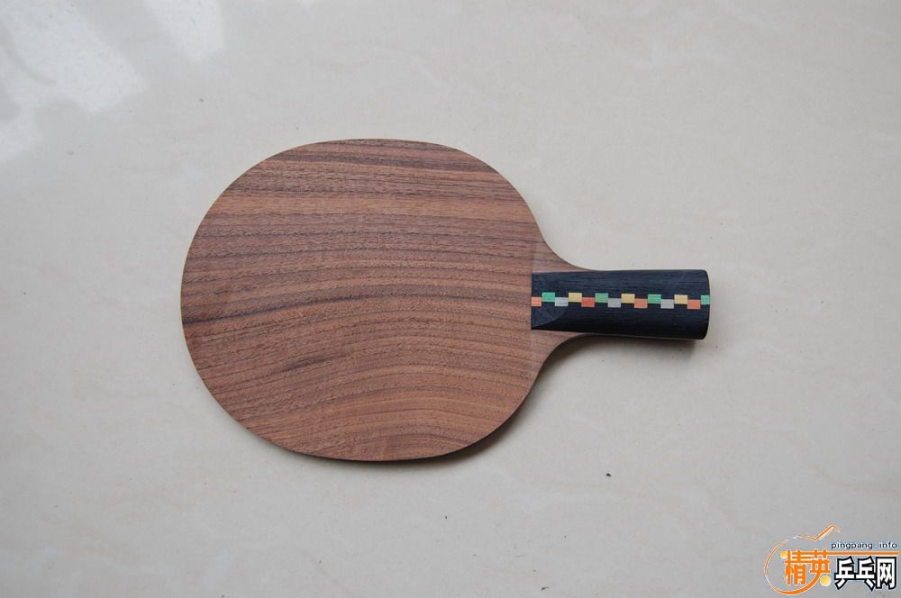 ��˫ϲ ���ɫ��70���ˣ����������ˡ�