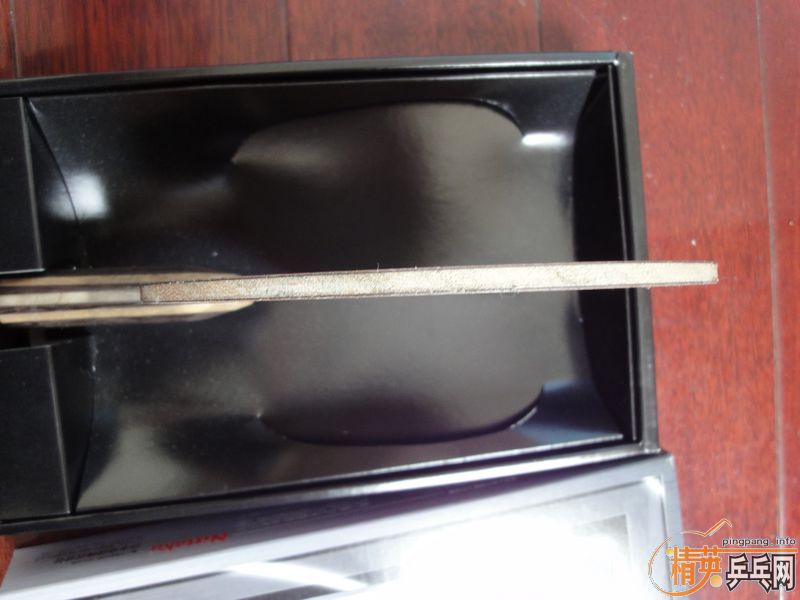 ��RUTIS������400�����ˡ�