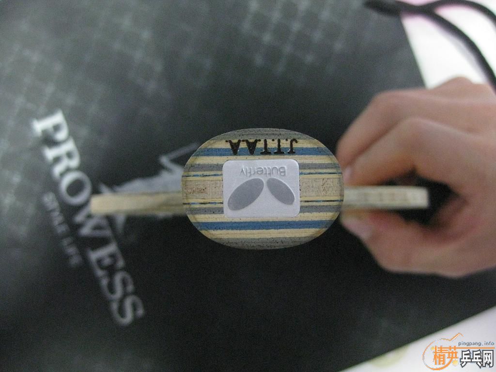 �����ѳ�һ�������ֱ�壬���µġ�