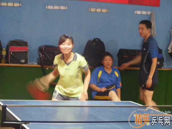 ��ͼƬ������2010..6.20��Ӣ�������ƹ�Ѿ��ֲ�����������������彻��