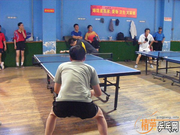 ��ͼƬ������2010..6.20��Ӣ�������ƹ�Ѿ��ֲ�����������������彻��