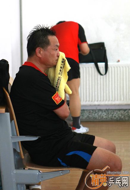 kP07qezc.jpg