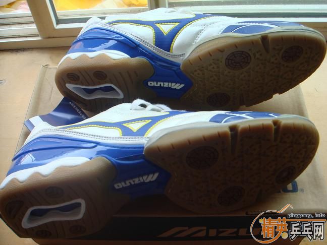 ��һ˫������Ʒ����Ũ�����ۺ�Ь