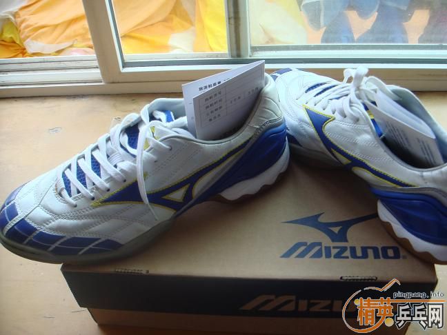 ��һ˫������Ʒ����Ũ�����ۺ�Ь