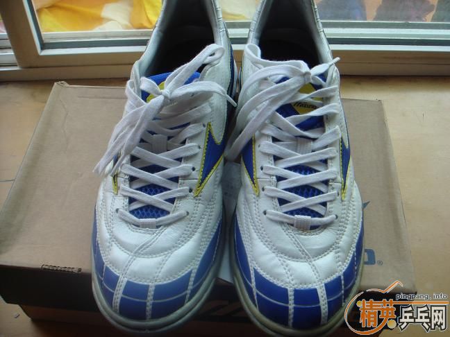 ��һ˫������Ʒ����Ũ�����ۺ�Ь