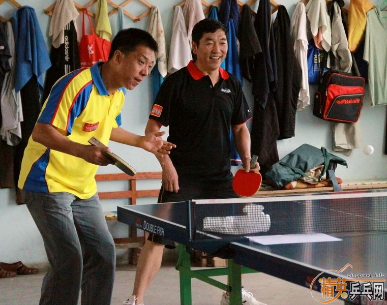 ��Ӣ�����µã�������ƹ������ֲ�˫�������Ƭ������ר��