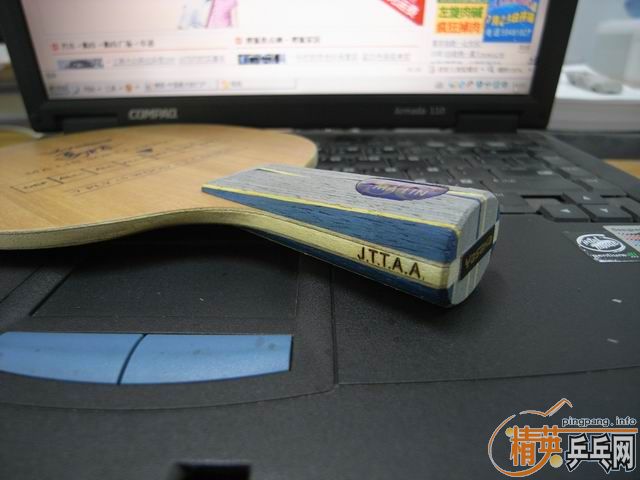 ���հ�������̼����ɫ��ͼ����Ʒ��һ��