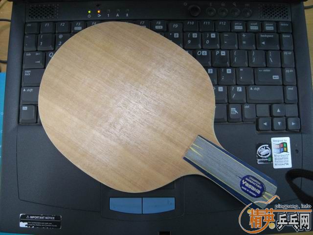 ���հ�������̼����ɫ��ͼ����Ʒ��һ��