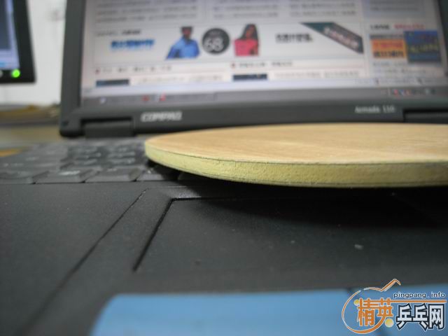 ���հ�������̼����ɫ��ͼ����Ʒ��һ��