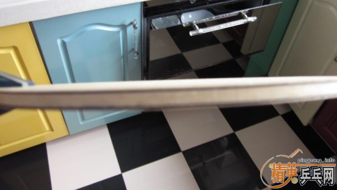 �����ɣ���ֻ����һ�����ڵ�˹�ٿ�EG�װ�