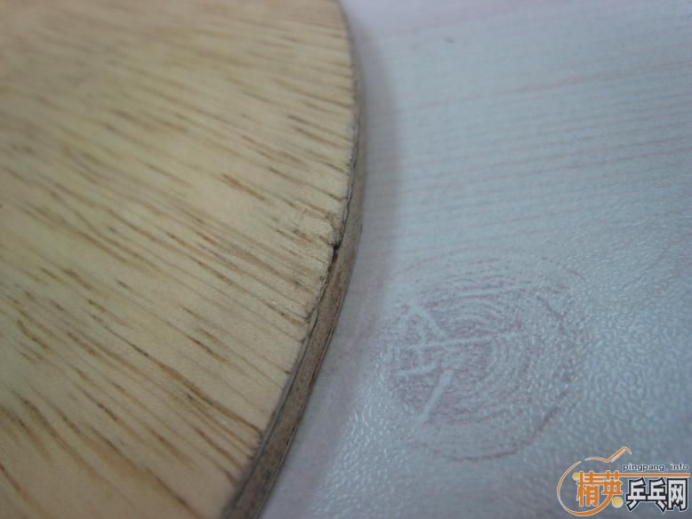 С���������ڷ籩��ȱ�׳��հ���̼����ɫ��ͼ��ֹ�ճ��ģ�������һ��.