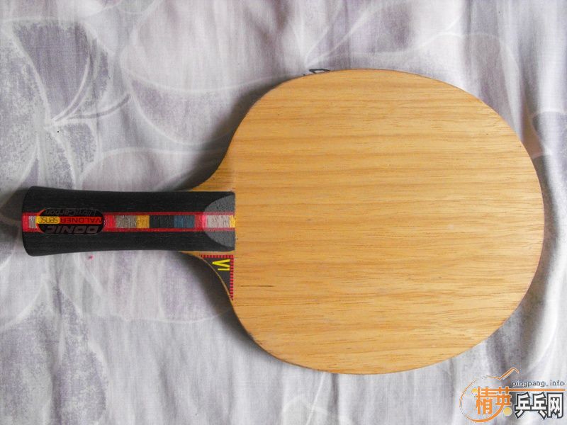 ���򻻶�����ð��ӣ���һ����donic��̼��ǿ���޿�������˿��+�޻����3+banda china ts 330���ʣ��ڶ���������ǩ���л�stiga ������ 300����;���ѵ����������350.