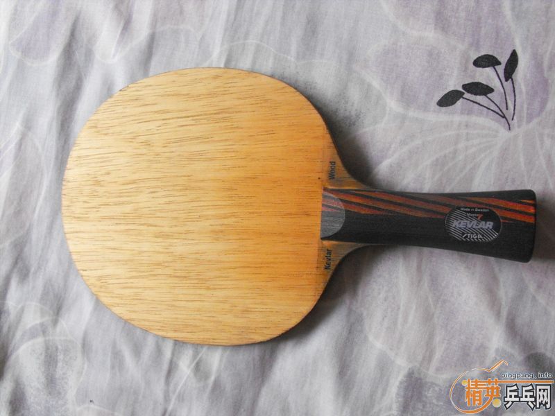 ���򻻶�����ð��ӣ���һ����donic��̼��ǿ���޿�������˿��+�޻����3+banda china ts 330���ʣ��ڶ���������ǩ���л�stiga ������ 300����;���ѵ����������350.