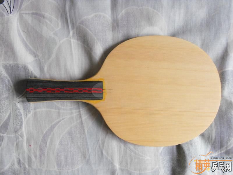 ���򻻶�����ð��ӣ���һ����donic��̼��ǿ���޿�������˿��+�޻����3+banda china ts 330���ʣ��ڶ���������ǩ���л�stiga ������ 300����;���ѵ����������350.