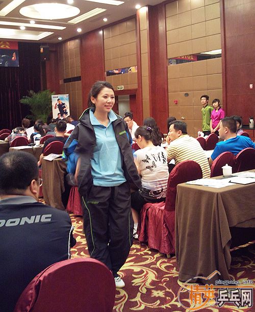<FONT color=#dc143c size=4>ң2010˴ͻǼںݾУ</FONT>