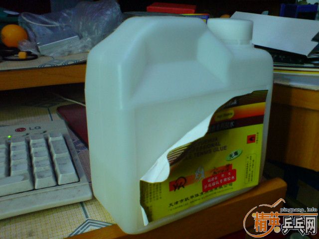 ���ݵͼ۳���ƿ��ˮ