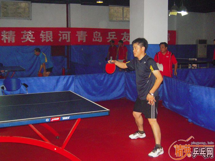 ����VS��Ӣ�������ѻ�Կ����ڶ��غϼ�ʵ