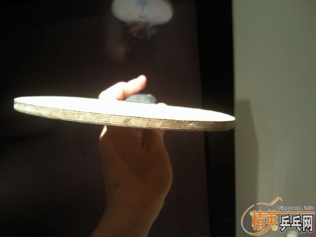 ��9��ALC��JOOLA�켣�׽���ͬ�ȳ�ɫ�հ���̼������ۣ�